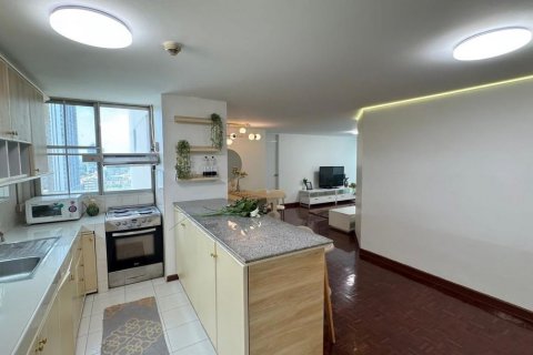 Квартира в Бангкоке, Таиланд с 2 спальнями  № 132099 - фото 7