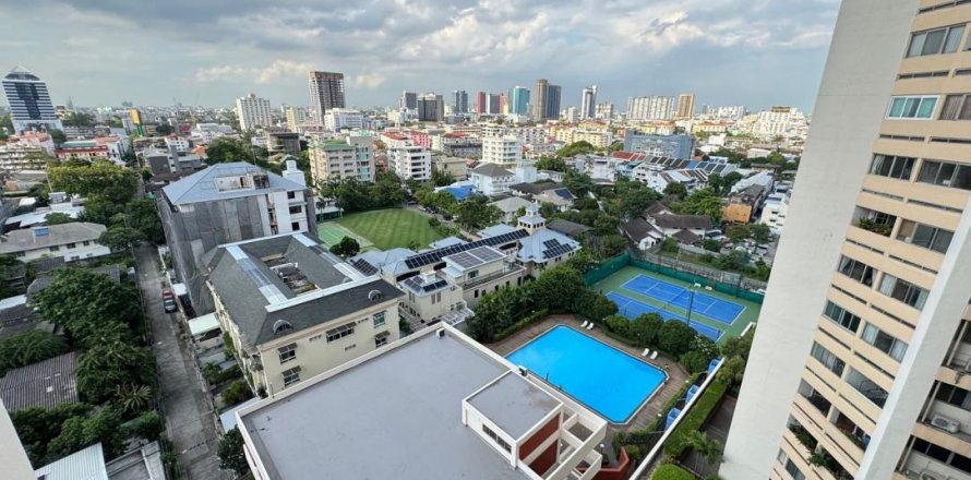 Квартира в Бангкоке, Таиланд с 2 спальнями  № 132099