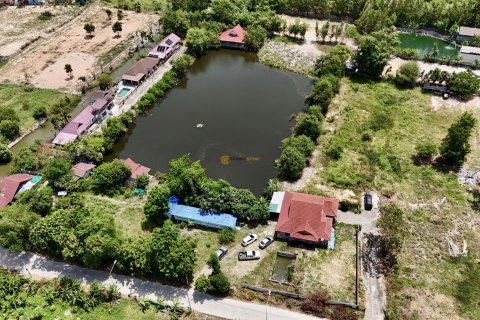 Land in Chonburi, Thailand № 132139 - photo 6
