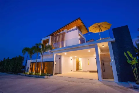 Villa in Phuket, Thailand 3 bedrooms № 107271 - photo 25