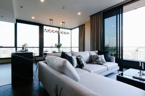 Condo in Khlong Toei, Bangkok, Thailand, 3 bedrooms  № 123961 - photo 16