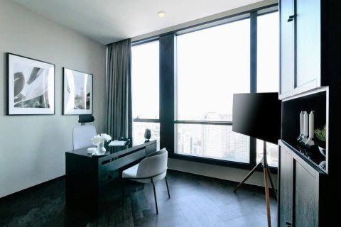 Condo in Khlong Toei, Bangkok, Thailand, 3 bedrooms  № 123961 - photo 21