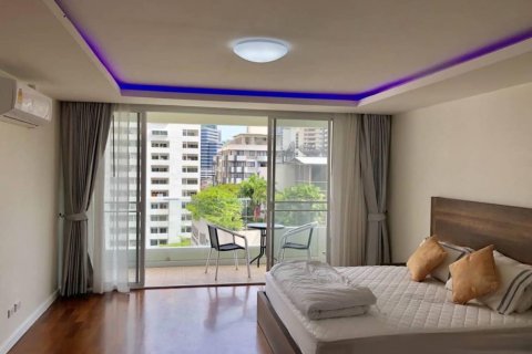 Condo à Watthana, Bangkok, Thaïlande, 4 chambres  № 123960 - photo 11