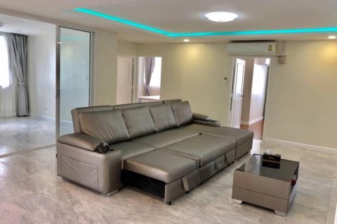 Condo à Watthana, Bangkok, Thaïlande, 4 chambres  № 123960 - photo 18