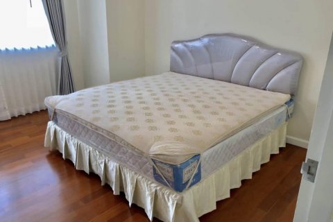 Condo à Watthana, Bangkok, Thaïlande, 4 chambres  № 123960 - photo 8