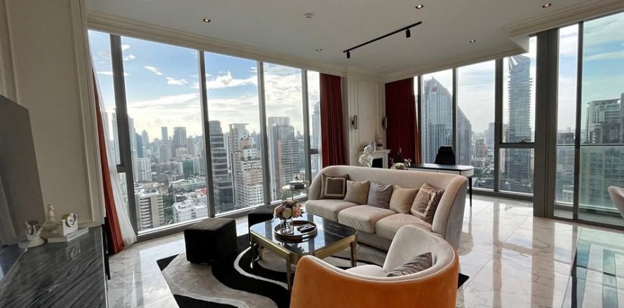 Condo in Khlong Toei, Bangkok, Thailand, 2 bedrooms  № 123964