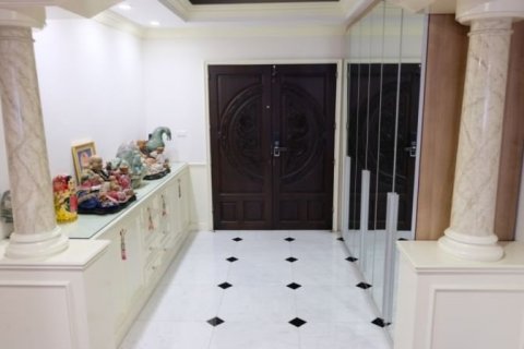 Кондоминиум с 3 спальнями в Клонг Тоэй, Бангкок, Таиланд № 123959 - фото 16