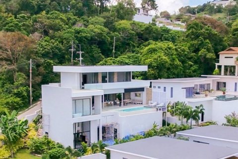 Villa in Ko Samui, Thailand 4 bedrooms № 124393 - photo 1