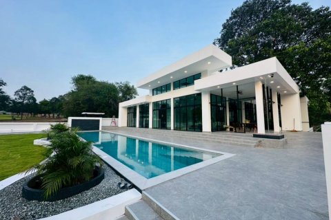 Villa à Pattaya, Thaïlande 4 chambres № 124396 - photo 1