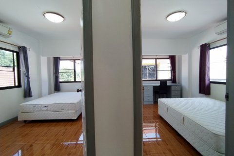 Дом в Паттайе, Таиланд с 4 спальнями  № 125617 - фото 11