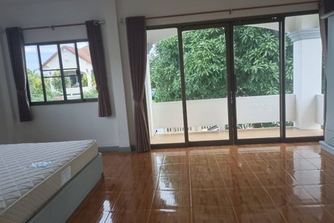 Дом в Паттайе, Таиланд с 4 спальнями  № 125617 - фото 18