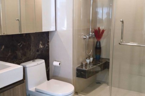 Кондоминиум с 2 спальнями в Ваттхане, Бангкок, Таиланд № 123909 - фото 23