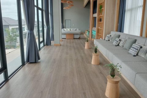 Condo in Samut Prakan, Thailand, 4 bedrooms  № 123913 - photo 20