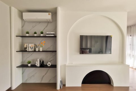 Condo in Samut Prakan, Thailand, 4 bedrooms  № 123913 - photo 17