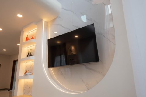Condo in Samut Prakan, Thailand, 4 bedrooms  № 123913 - photo 19