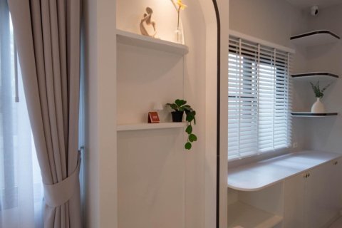 Condo in Samut Prakan, Thailand, 4 bedrooms  № 123913 - photo 10