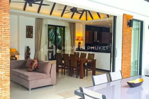 Коммерческая недвижимость в Пхукете, Таиланд 1м2  № 131174 - фото 2