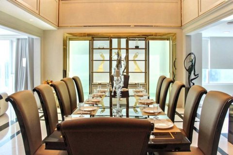 Penthouse in Bangkok, Thailand 6 bedrooms № 132984 - photo 8