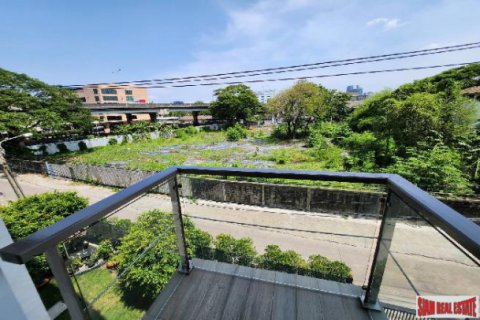 Квартира в Бангкоке, Таиланд с 2 спальнями  № 125656 - фото 21