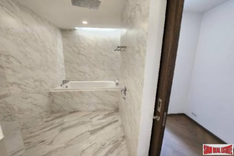 Квартира в Бангкоке, Таиланд с 2 спальнями  № 125656 - фото 16