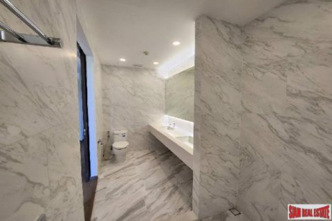 Квартира в Бангкоке, Таиланд с 2 спальнями  № 125656 - фото 14