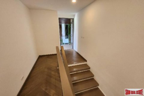 Квартира в Бангкоке, Таиланд с 2 спальнями  № 125656 - фото 18