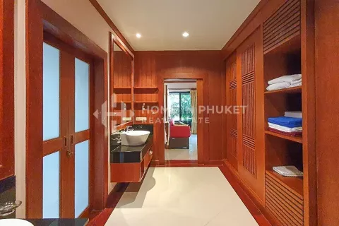 House on Nai Harn Beach, Thailand 4 bedrooms № 131267 - photo 13