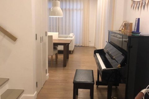 House in Chalong, Thailand 3 bedrooms № 86865 - photo 2