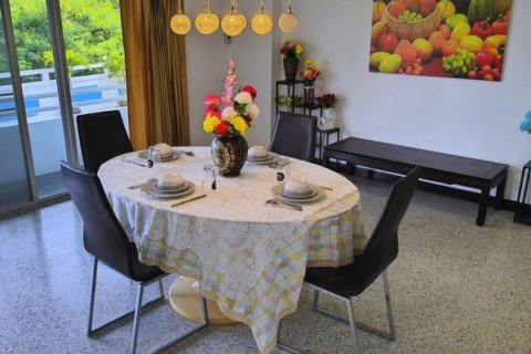 Condo in Pattaya, Thailand, 2 bedrooms  № 119663 - photo 1