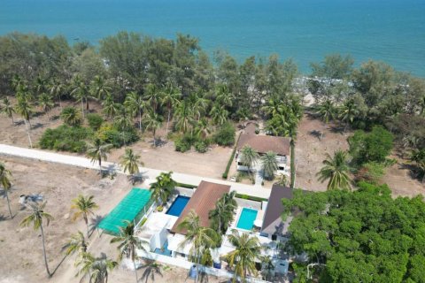 Дом в Прачуапкхирикхане, Таиланд с 6 спальнями  № 99699 - фото 1