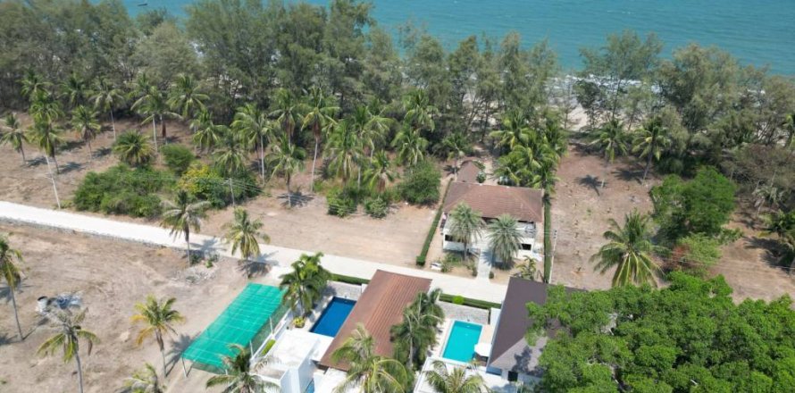 Дом в Прачуапкхирикхане, Таиланд с 6 спальнями  № 99699