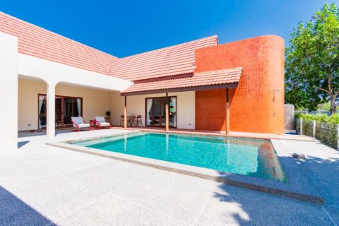 Вилла в Хуа Хине, Таиланд с 4 спальнями  № 99702 - фото 3