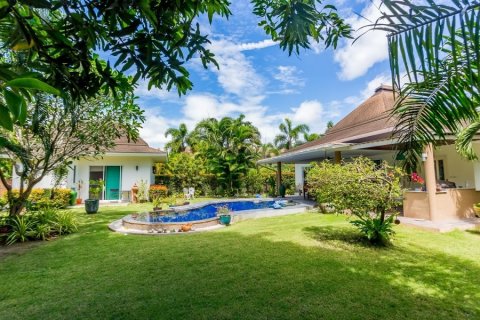 House in Hua Hin, Thailand 3 bedrooms № 125158 - photo 1