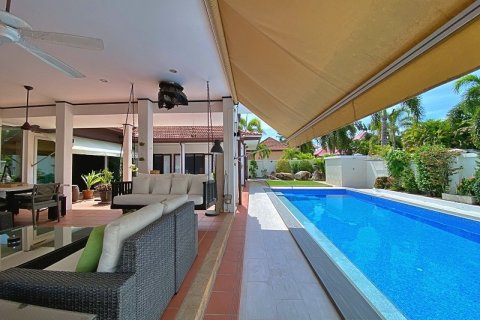 House in Hua Hin, Thailand 4 bedrooms № 125161 - photo 9