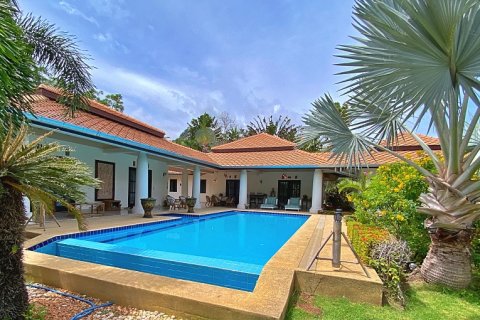 House in Hua Hin, Thailand 3 bedrooms № 125156 - photo 14