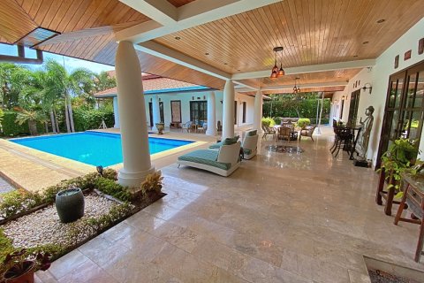 House in Hua Hin, Thailand 3 bedrooms № 125156 - photo 6