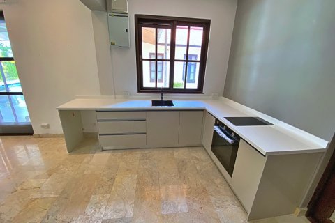 House in Hua Hin, Thailand 3 bedrooms № 125156 - photo 12