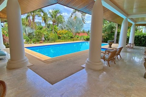 House in Hua Hin, Thailand 3 bedrooms № 125156 - photo 4