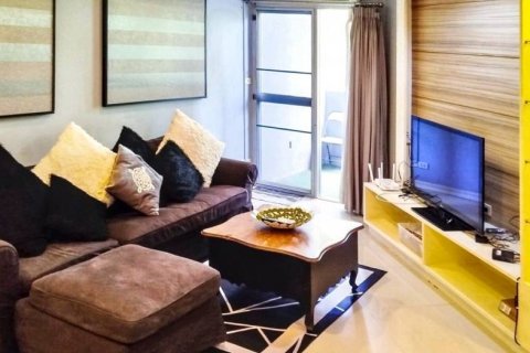 Кондоминиум с 2 спальнями в Бангкоке, Таиланд № 132808 - фото 2