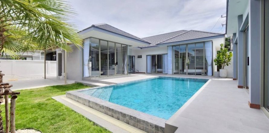 Вилла в Хуа Хине, Таиланд с 4 спальнями  № 132807