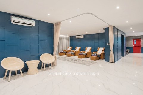 Condo in Kamala, Thailand, 1 bedroom  № 124235 - photo 24