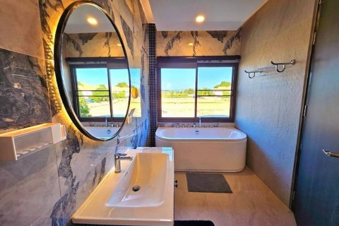 Дом в Чиангмае, Таиланд с 5 спальнями  № 126150 - фото 10