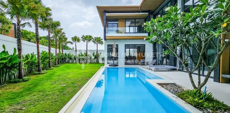 Maison à Phuket, Thaïlande 5 chambres № 131630