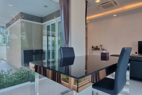 Дом в Паттайе, Таиланд с 3 спальнями  № 106787 - фото 5