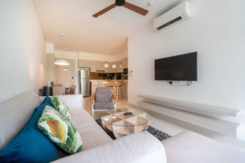 Condo à Bang Tao, Thaïlande, 2 chambres  № 84851 - photo 2