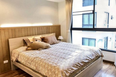 Condo à Phra Khanong, Bangkok, Thaïlande, 2 chambres  № 116163 - photo 8