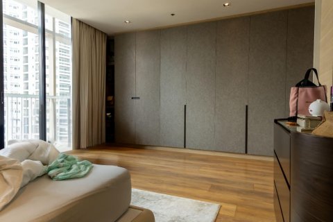 Condo in Khlong Toei, Bangkok, Thailand, 2 bedrooms  № 124059 - photo 4