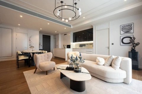 Condo in Pathum Wan, Bangkok, Thailand, 3 bedrooms № 124061 - photo 10