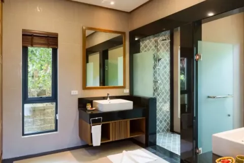 Villa in Phuket, Thailand 3 bedrooms № 124063 - photo 11