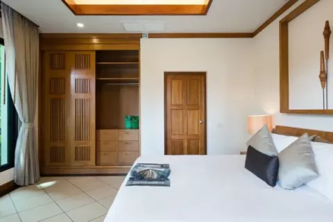Villa in Phuket, Thailand 3 bedrooms № 124063 - photo 10